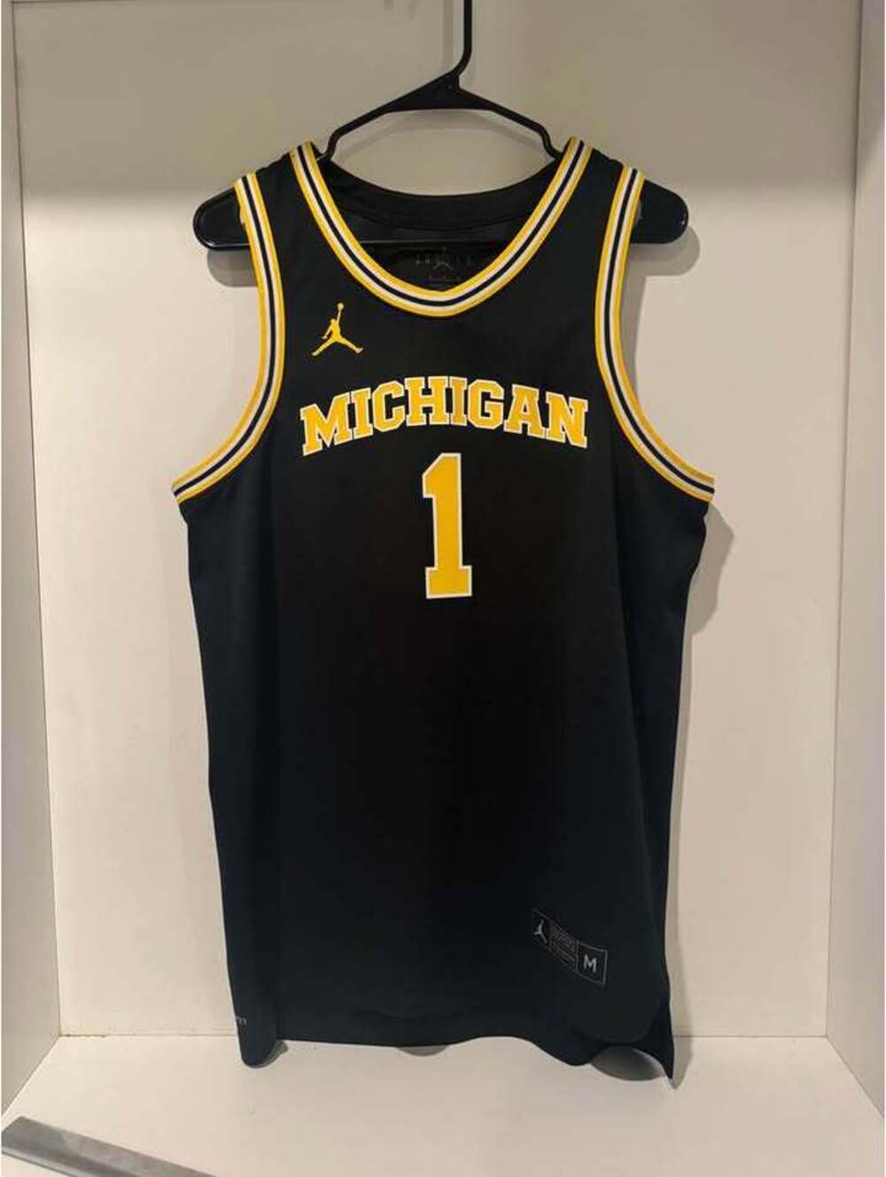 Jordan Michigan Basketball Jersey Size Medium